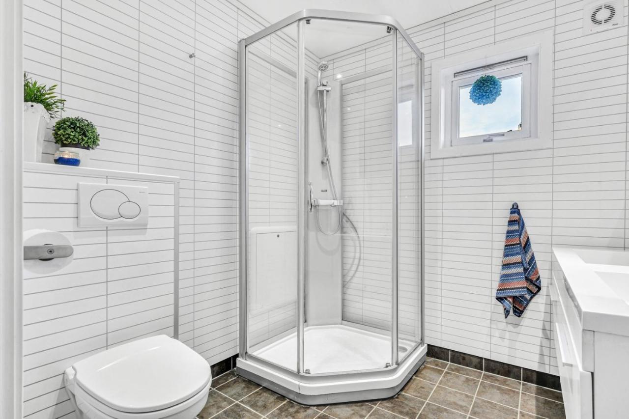 Private Room In Shared Apartment Тронхейм Экстерьер фото